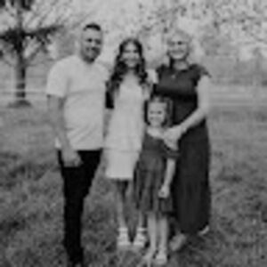 Meet your Posher, Bella